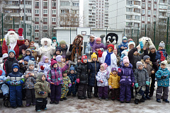 Дед Мороз, Снегурочка и другие