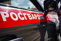 В Москве росгвардейцы оказали помощь мужчине, получившему тепловой удар